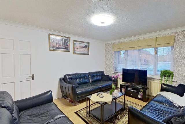3 bed property in Hockliffe Brae, Milton Keynes